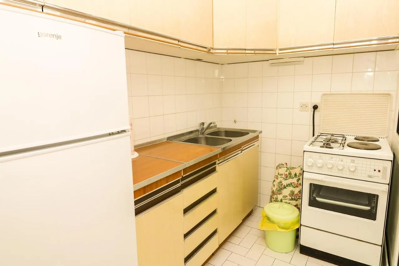 Apartments Magasic With Terrace バスカ