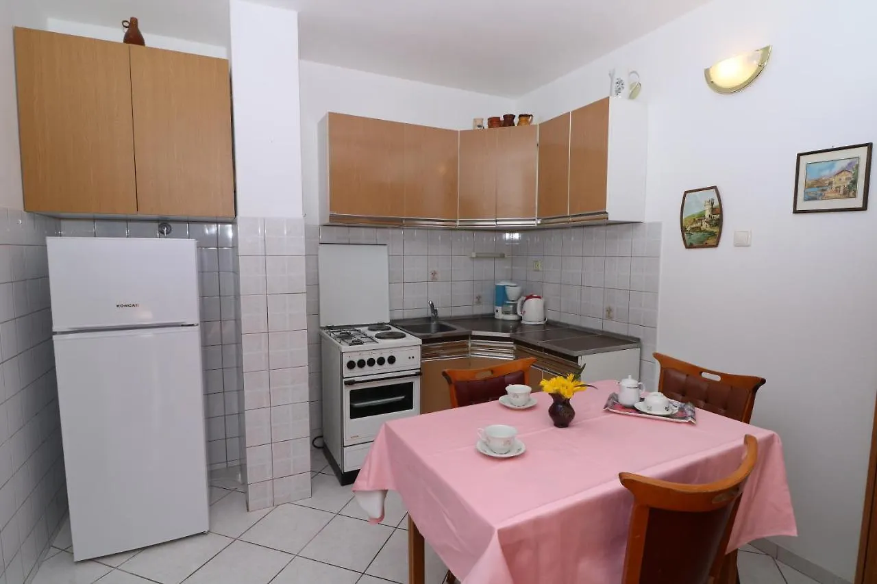Apartments Magasic With Terrace Baska  0*, Baska (Krk) Croatia