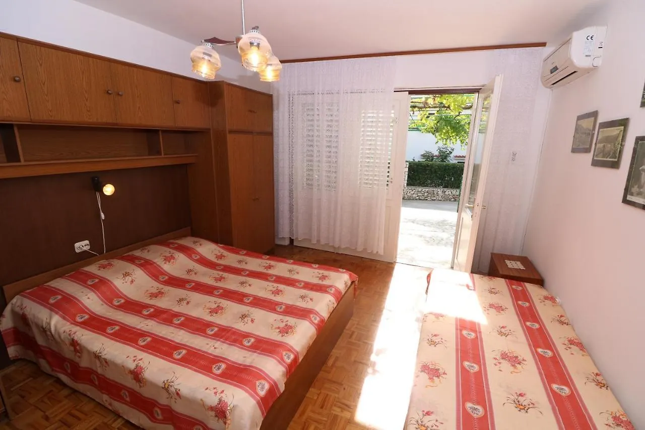 Apartments Magasic With Terrace バスカ